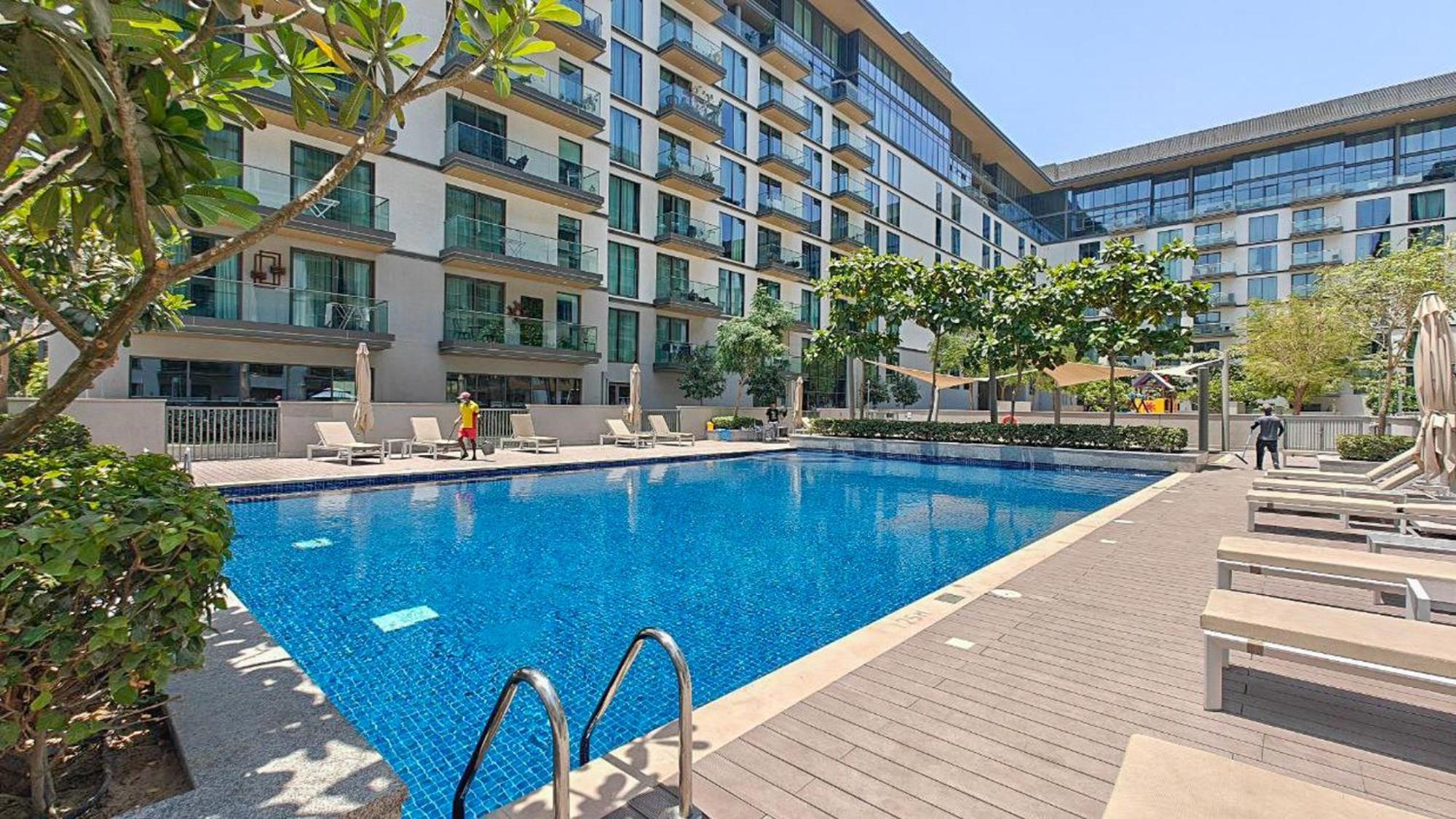 Apartment Modern Sobha Hartland Near Downtown