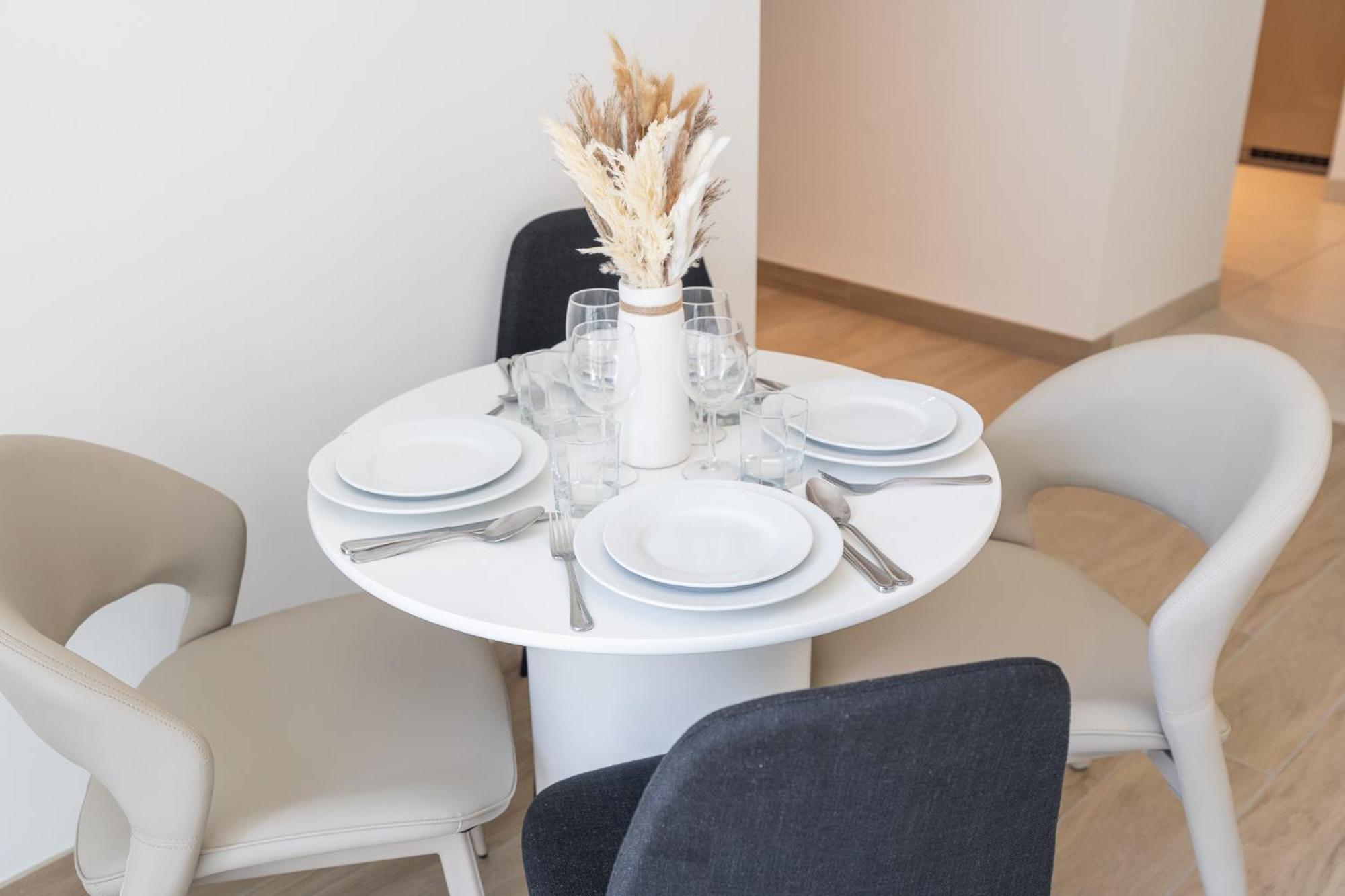 Apartment Modern Sobha Hartland Near Downtown *